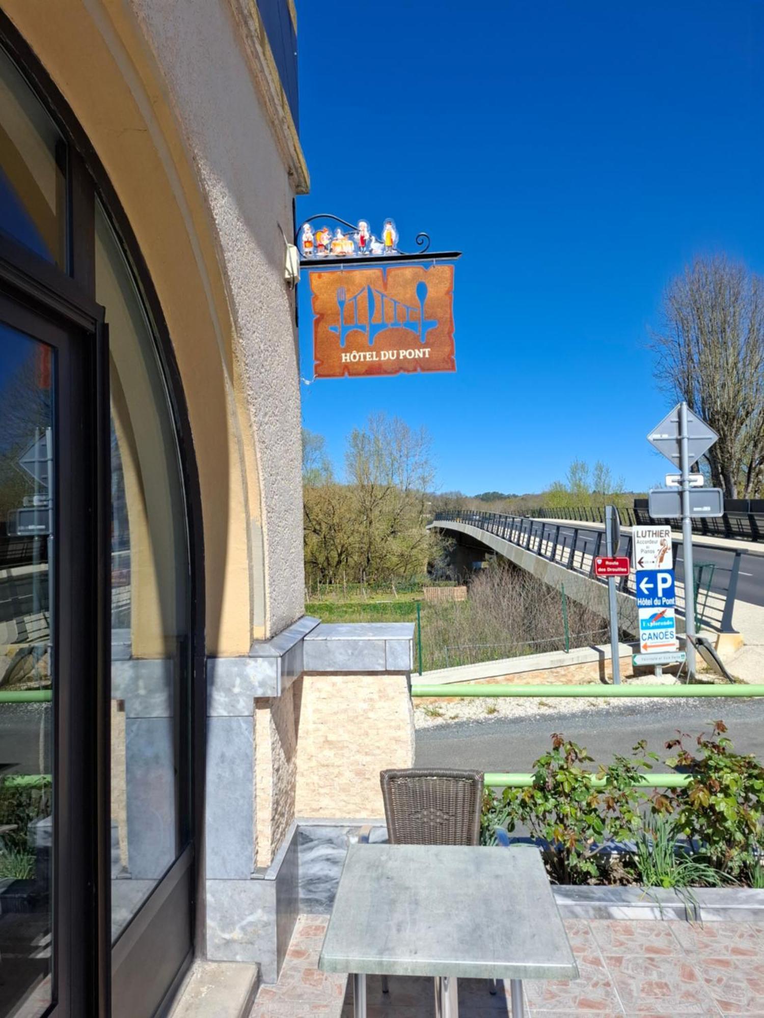 Hotel Du Pont Et Restaurant A Grolejac Exterior photo